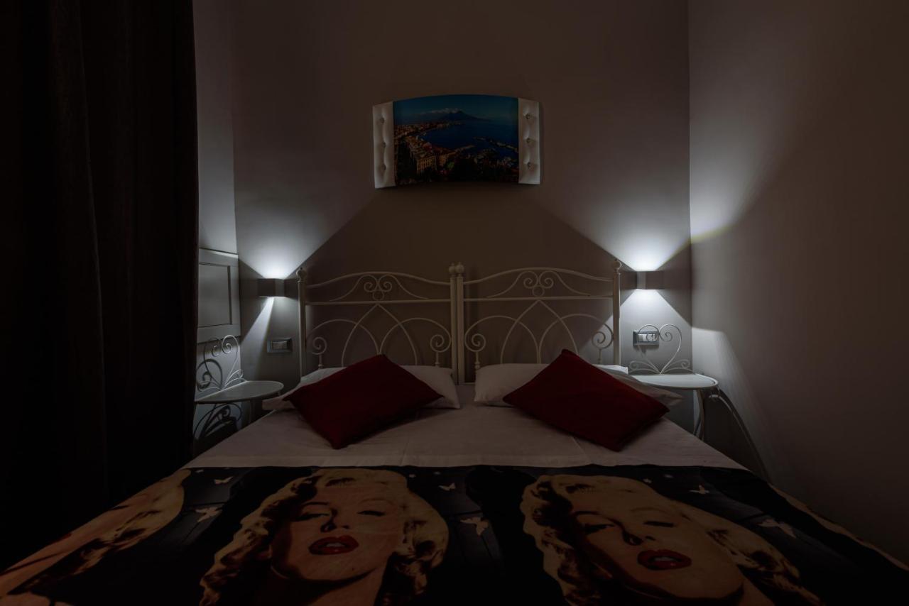Elite Del Centro Storico Bed & Breakfast Napoli Ngoại thất bức ảnh