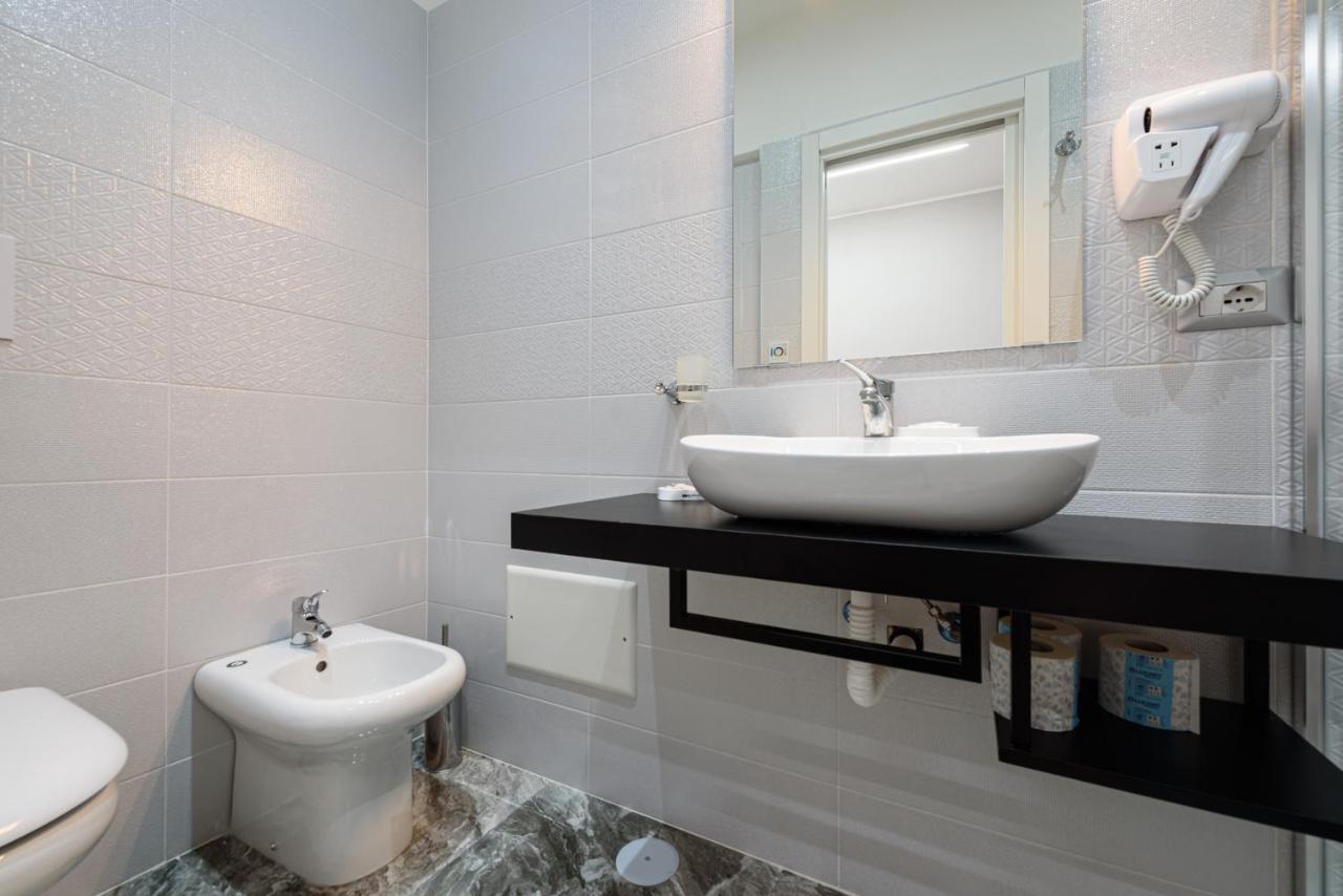 Elite Del Centro Storico Bed & Breakfast Napoli Ngoại thất bức ảnh